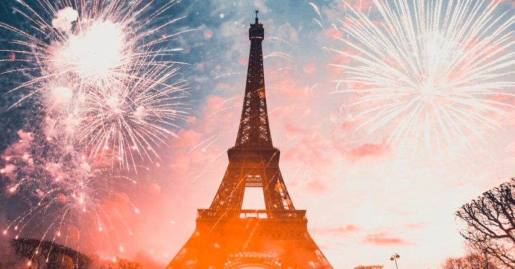 Paris destinație de Revelion