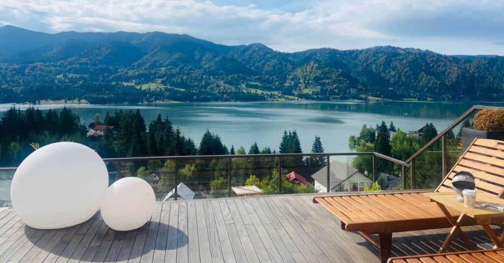 Panoramic Colibița locație pentru team building România