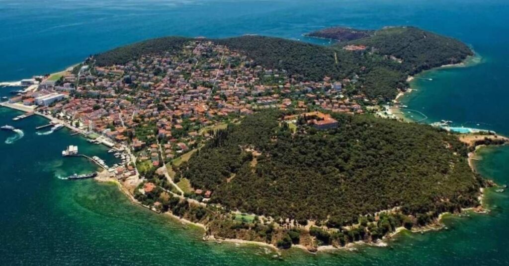  Insulele Prinților (Adalar) de vizitat in Istanbul