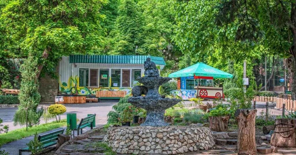locuri de vizitat în Moldov Gradina Zoologica