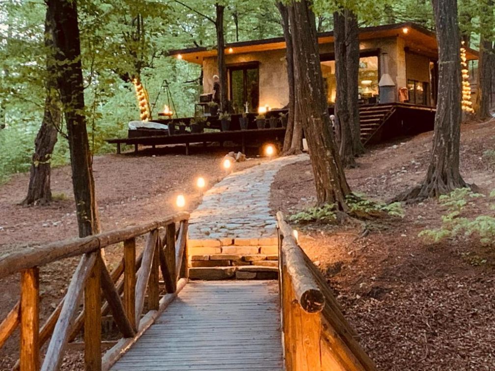 Luxury Lake House & Glamping 