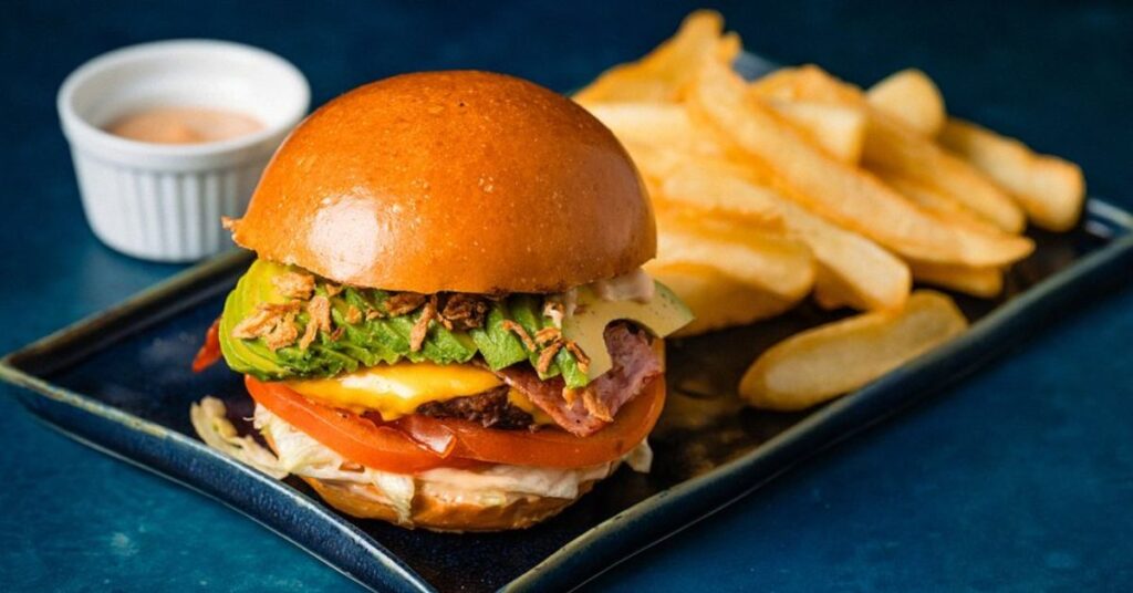 top restaurante burgeri - The Millenial Burger – Victoriei