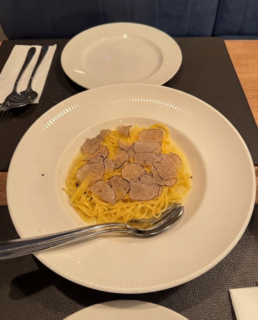 Tagliolini cu trufe – preparatul vedetă la Haute Pepper