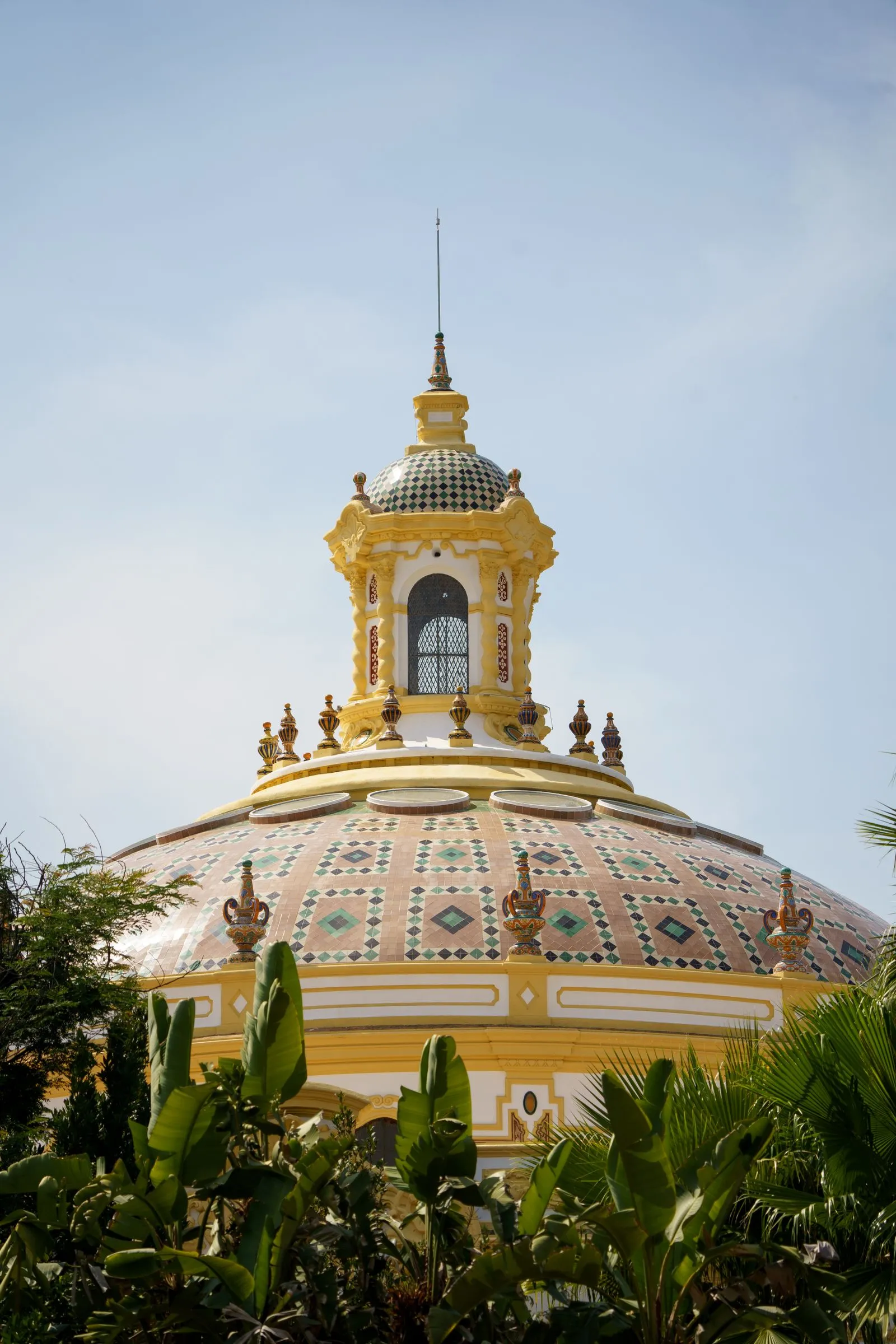 Pavilion cu cupolă în Parque de María Luisa, Sevilla